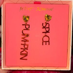 NWT Betsey Johnson Orange metallic Pumpkin Spice Earrings in gift box missing